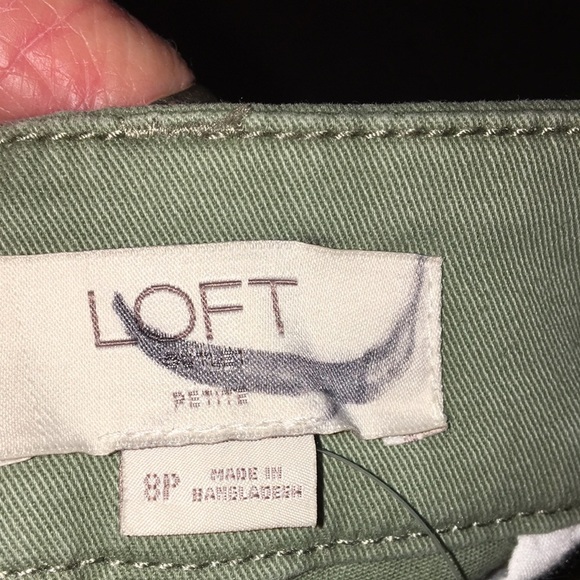 NWT Loft Outlet High Rise Slim Fit Olive Green Wide Leg Crop Pants Petite - Picture 4 of 8